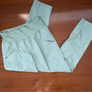 Women’s Avalanche All Season Athletic Outdoor Pants Medium Sage Green